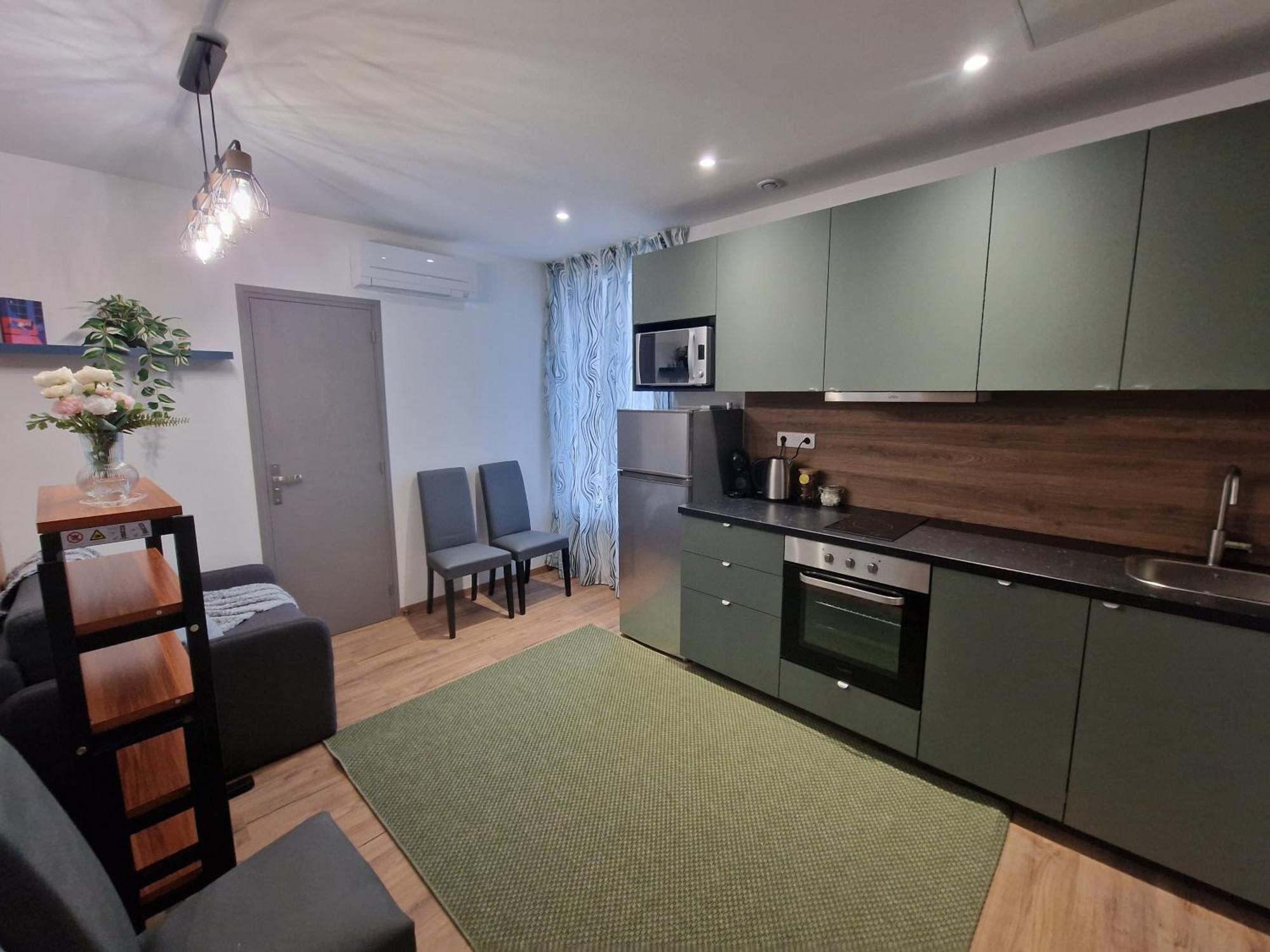 Maison D'Hotes Avec 3 Appartements Et Un Studio Viry-Châtillon Екстериор снимка